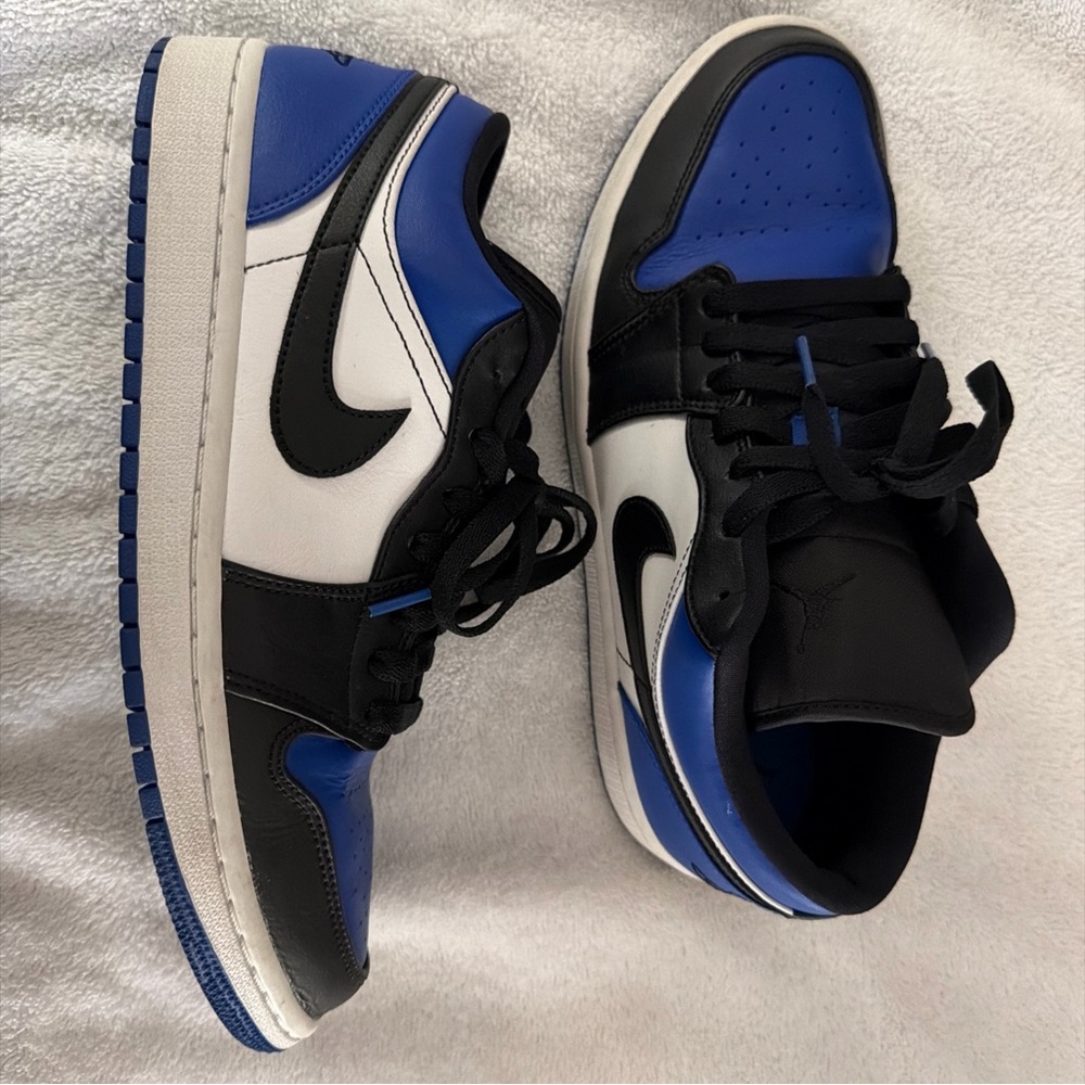 Air Jordan 1 Low “Royal Toe” Size 9.5
